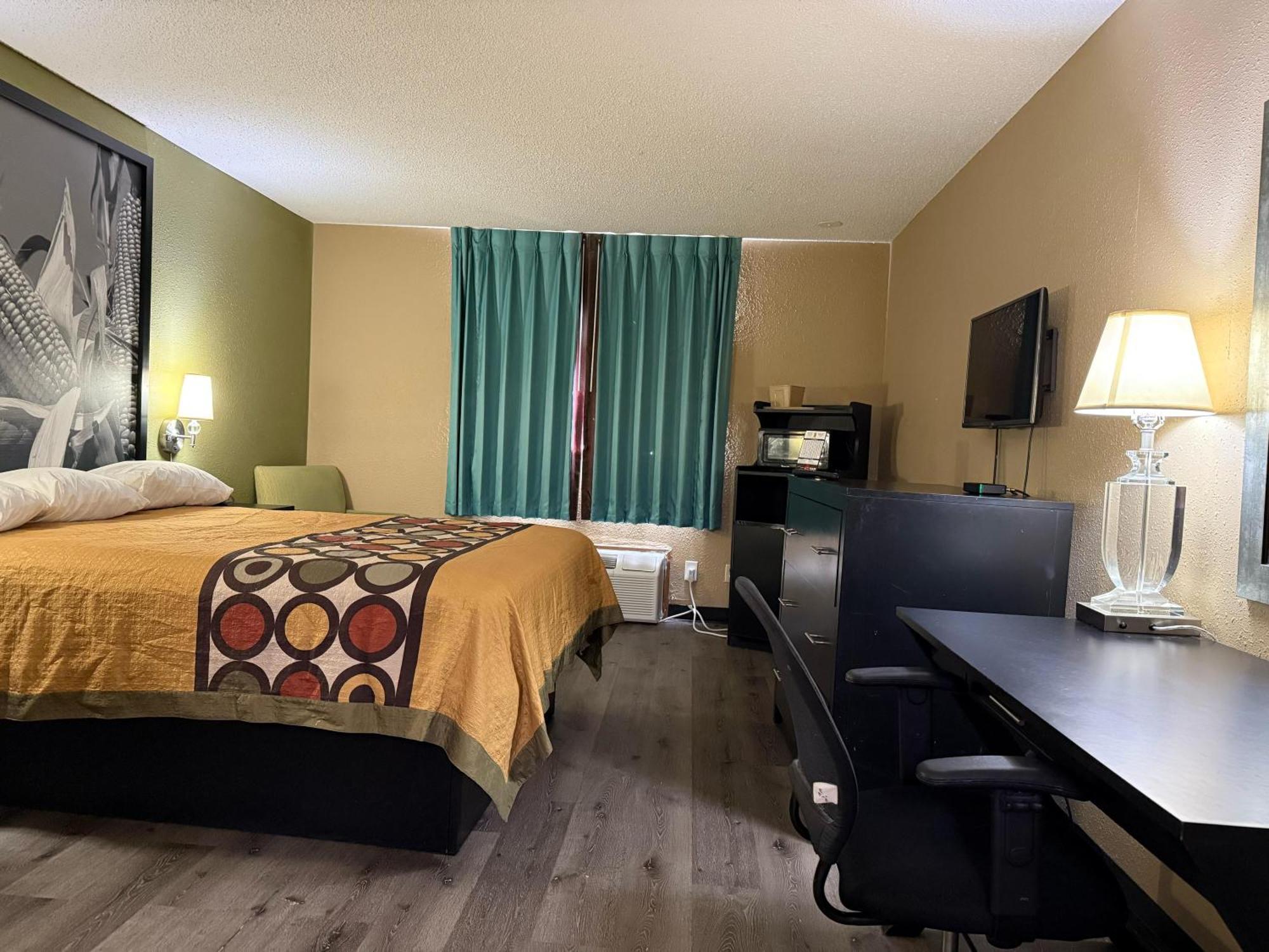 Super 8 By Wyndham Mendota I-39 Hotel Szoba fotó